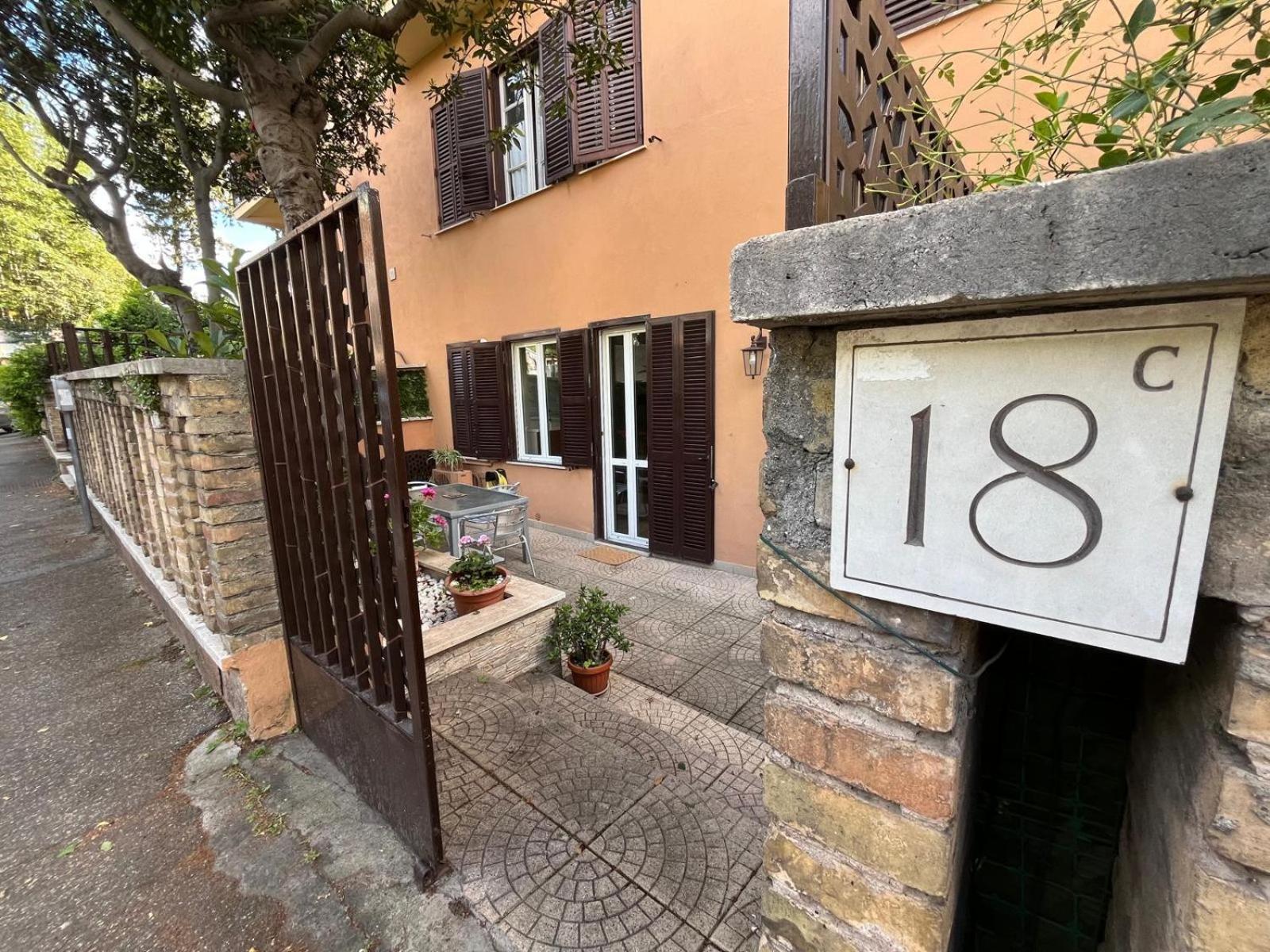 Casa Due Allori Roma Ngoại thất bức ảnh
